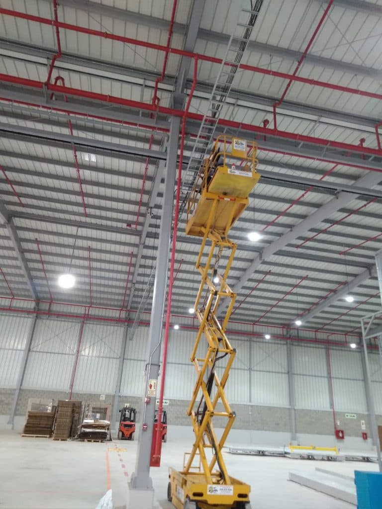 Almacén Lurín - servicio Electrotel