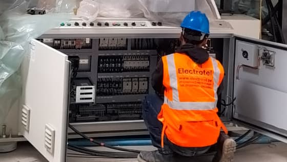 Julio Sevilla - Urb. Los Sauces Ate - servicio Electrotel